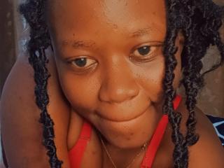 Chat Live with Peshy on XLoveCam