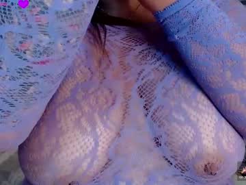 Chat Live with adele_cruzz on Chaturbate