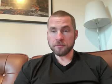 Chat Live with breezydoesit95 on Chaturbate