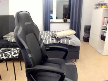 Chat Live with fredrik386959 on Chaturbate