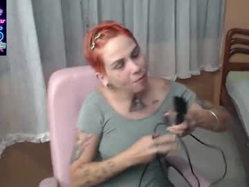 Chat Live with moon_cat85 on Chaturbate