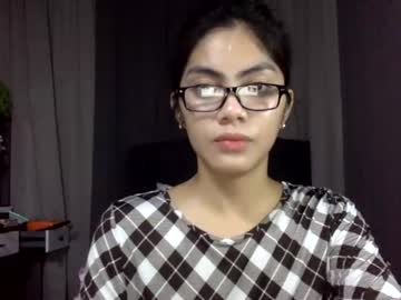 Chat Live with sexyxenaaa on Chaturbate