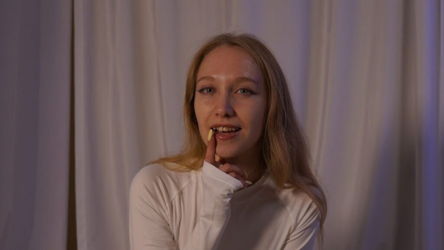 Chat Live with CorettaDaprile on LiveJasmin