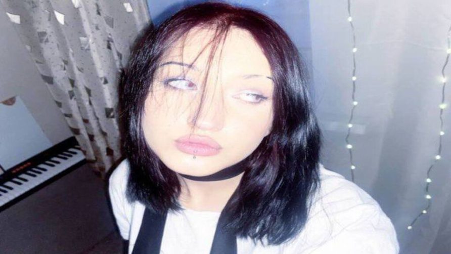 Chat Live with MollyDolinger on LiveJasmin