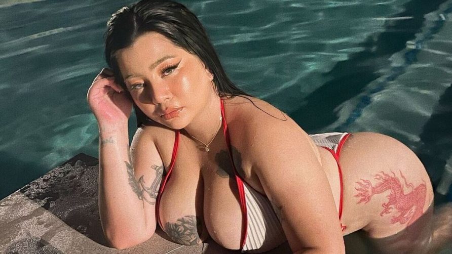 Chat Live with MayaHiper on LiveJasmin