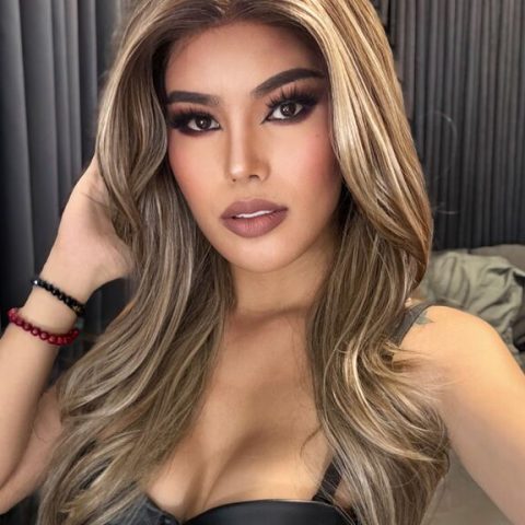 Chat Live with QuinnLillith on LiveJasmin