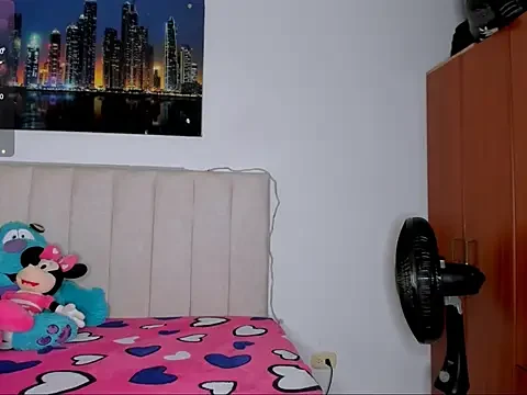 Chat Live with Danna_Marshall on StripChat