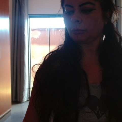 Chat Live with Jussara-Milf on BongaCams