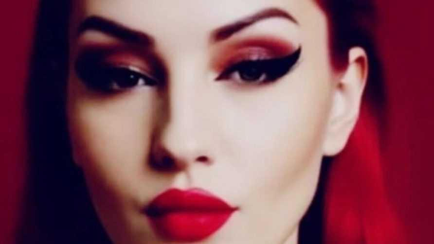 Chat Live with AmbraBlair on LiveJasmin