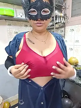 Chat Live with RDX_COUPLE on StripChat