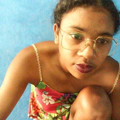 Chat Live with TriciaBella on BongaCams