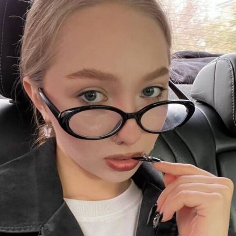 Chat Live with TamFahrendorff on LiveJasmin