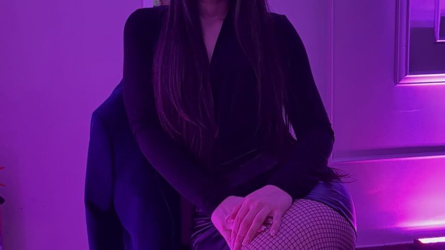 Chat Live with MiraSweet on LiveJasmin