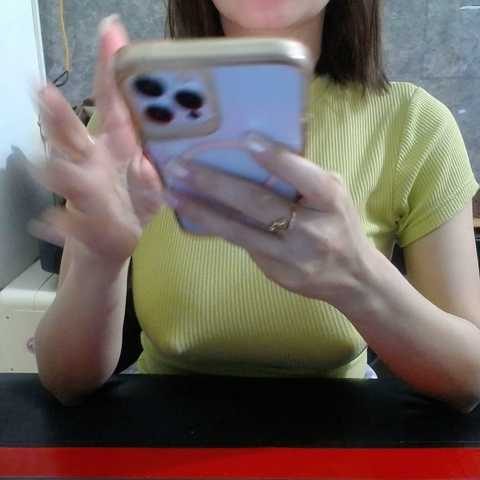 Chat Live with HotQueen93 on BongaCams