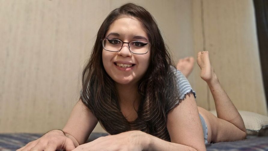 Chat Live with VictoriaZendaya on LiveJasmin