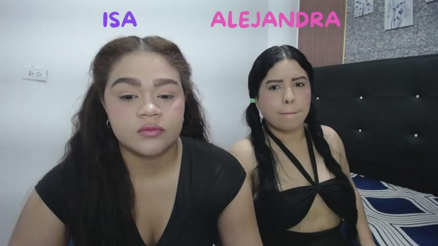 Chat Live with 2lunaslindas on Cam4