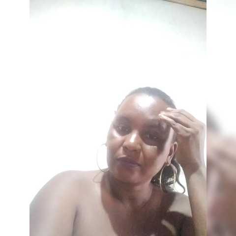 Chat Live with odettah on BongaCams