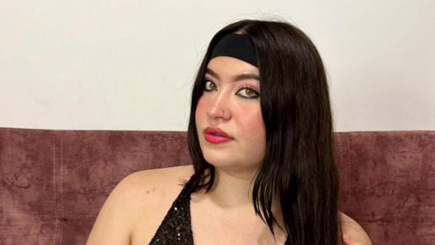 Chat Live with AmbarGillz on LiveJasmin