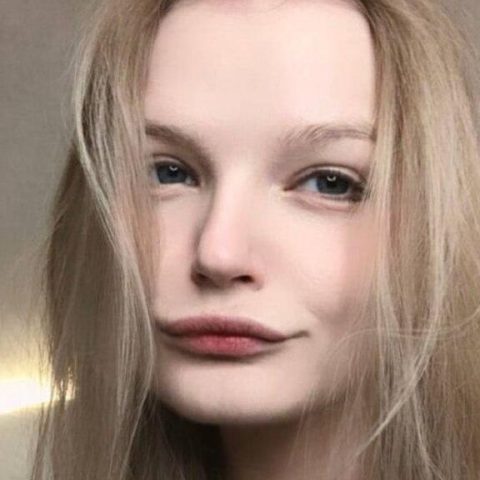 Chat Live with PetrinaKoehl on LiveJasmin