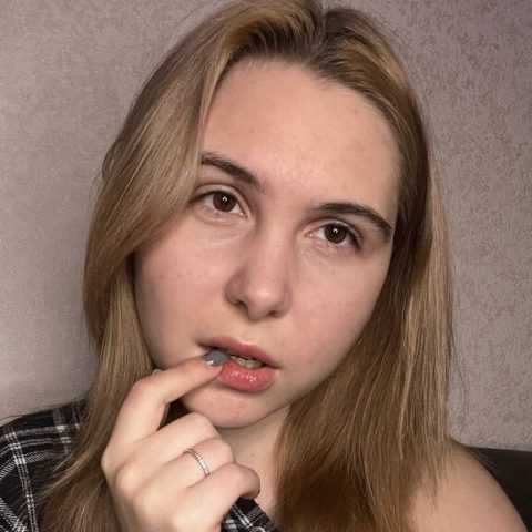 Chat Live with ArdellaBisom on LiveJasmin