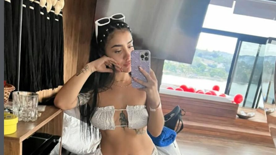 Chat Live with LorenaTilano on LiveJasmin