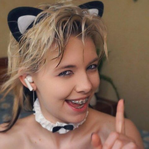 Chat Live with TaiteBucher on LiveJasmin