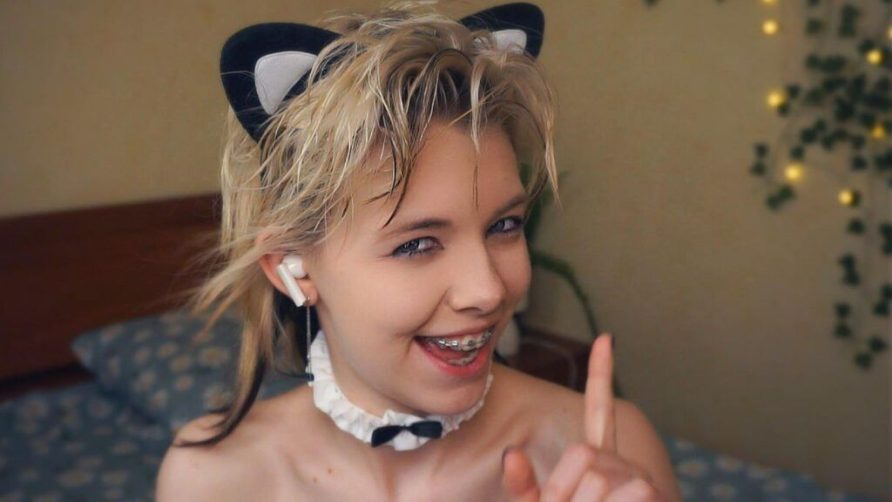 Chat Live with TaiteBucher on LiveJasmin