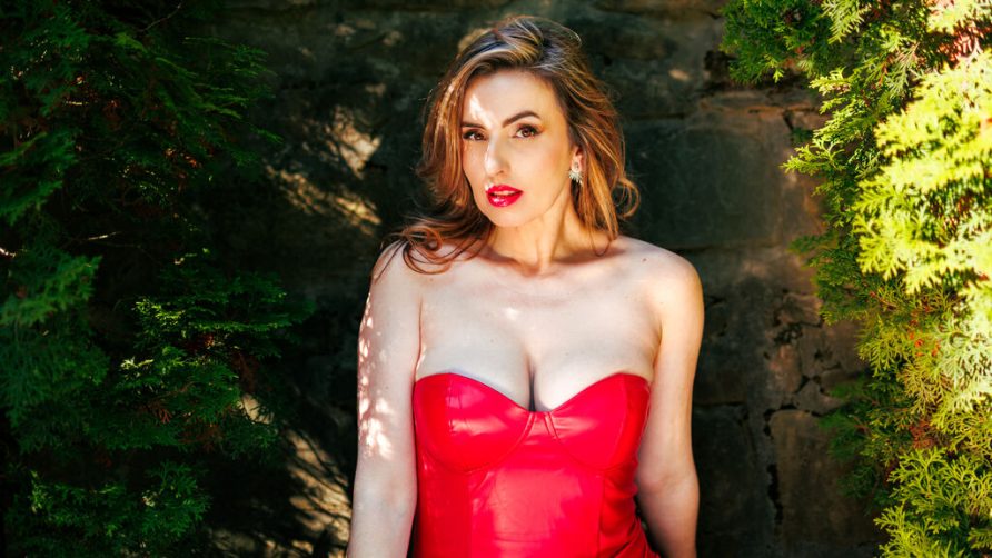 Chat Live with RheaAndersonn on LiveJasmin