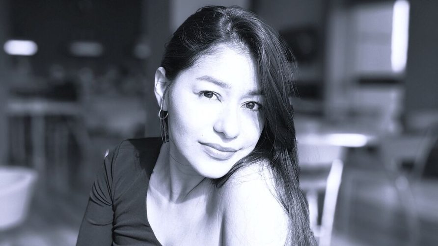 Chat Live with LauraCanek on LiveJasmin