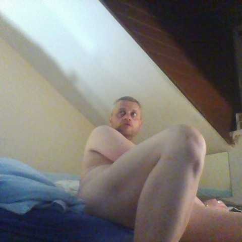 Chat Live with richard841 on BongaCams