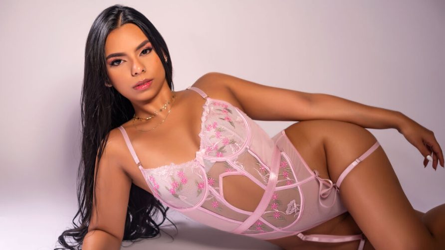 Chat Live with SofyLauren on LiveJasmin