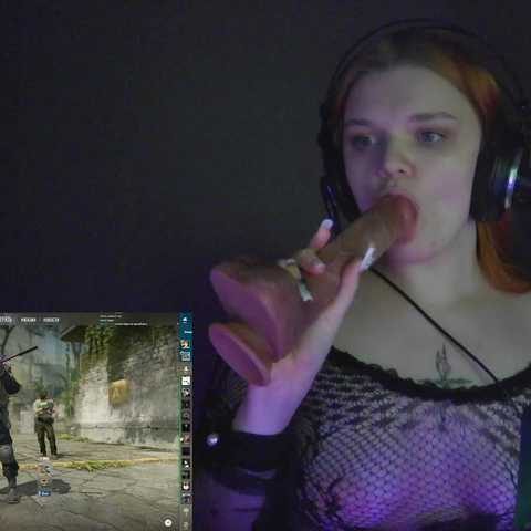 Chat Live with purple-hornet0 on BongaCams