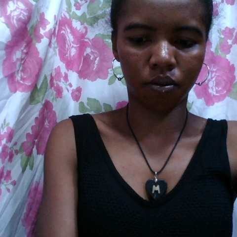 Chat Live with lydia11 on BongaCams