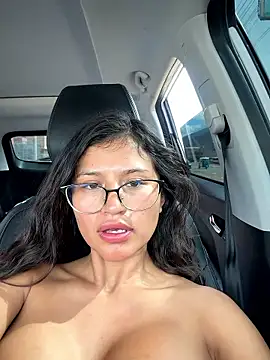 Chat Live with sexi_noemi on StripChat