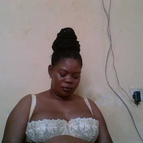 Chat Live with Sexydove on BongaCams