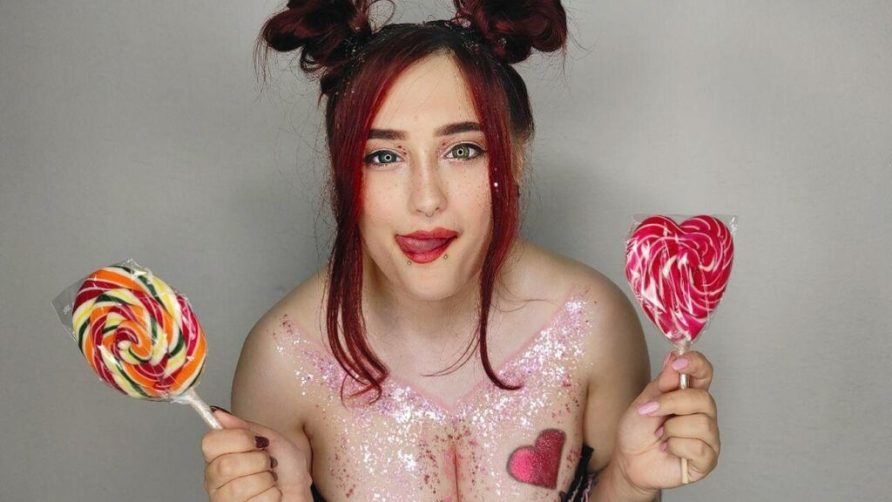 Chat Live with EstherTrix on LiveJasmin