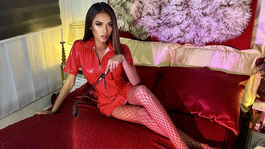 Chat Live with NathalyaBrowns on LiveJasmin