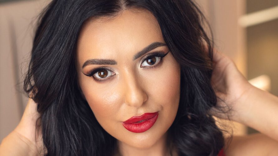 Chat Live with AlisonHale on LiveJasmin