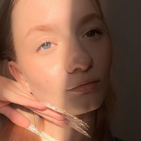 Chat Live with NereidaLaforrest on LiveJasmin