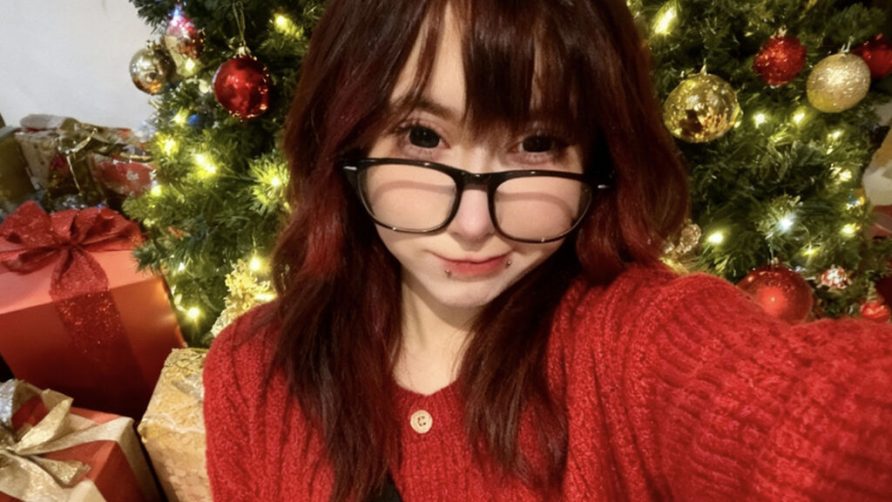 Chat Live with ClaraParks on LiveJasmin