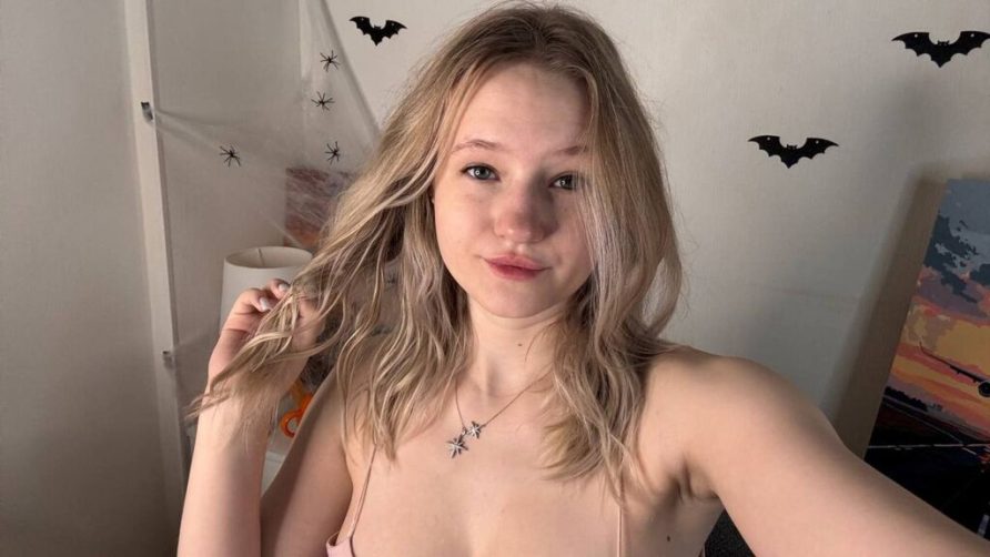 Chat Live with PortiaFukushima on LiveJasmin