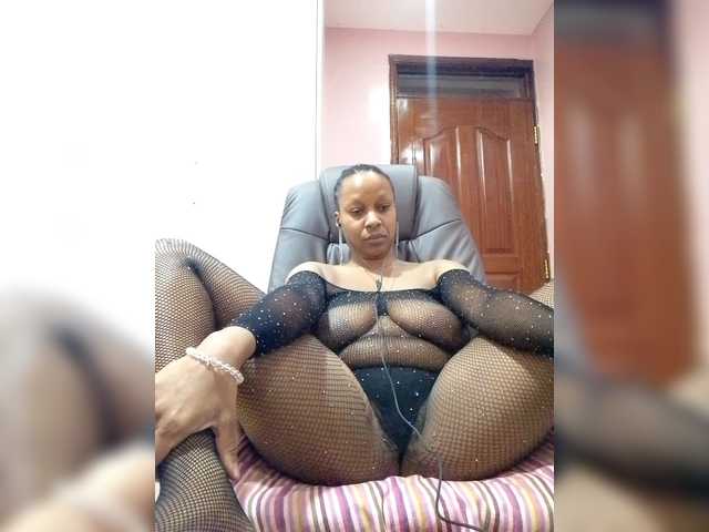 Chat Live with CandyLove on BongaCams