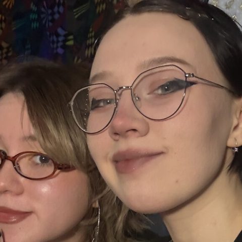 Chat Live with LinaandLara on LiveJasmin