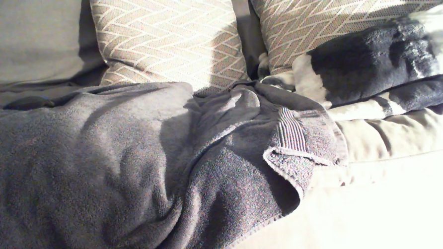 Chat Live with 9pouce4 on Cam4