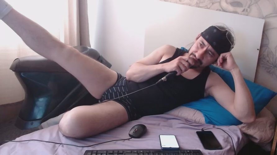 Chat Live with ANGELUXXXIFER on Cam4