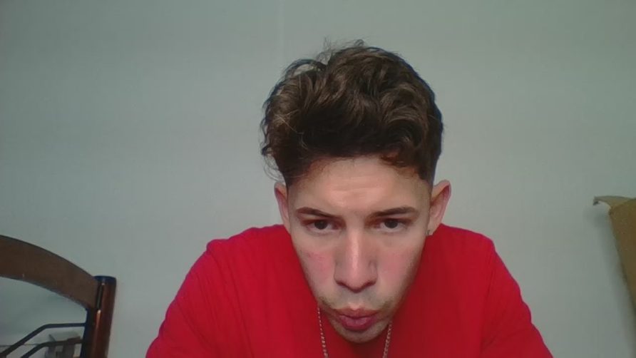 Chat Live with Ares_25 on Cam4