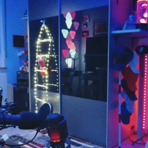 Chat Live with BaNaNeNOrAnGeN on Cam4