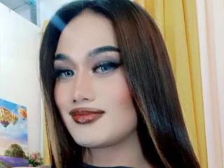 Chat Live with CelineAshBigcock on XLoveCam