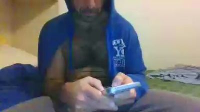 Chat Live with Coppai200 on Cam4