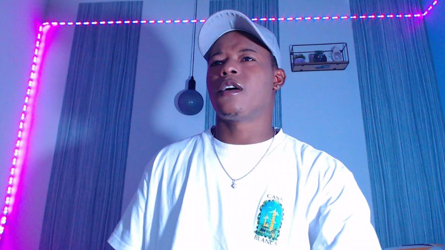 Chat Live with Dark_stallionX on Cam4